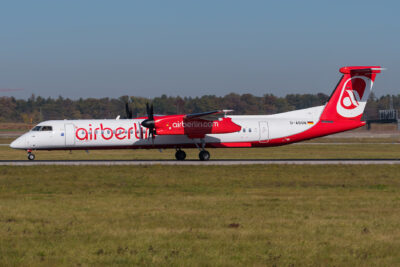 AirBerlin Dash8-Q400 D-ABQN STR 171017