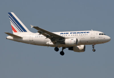 AirFrance A318 F-GUGB FRA 100409