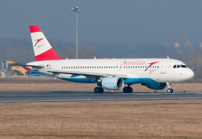 Austrian A320 OE-LBU VIE 150215
