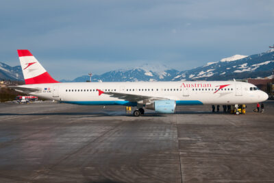 Austrian A321 OE-LBC INN 140215