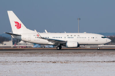 BeijingAirlines 73W B-3999 MUC 070215