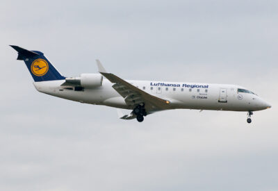 LufthansaRegional CRJ100 D-ACJB FRA 011108