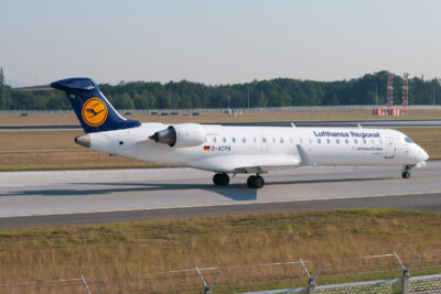 LufthansaRegional CRJ700 D-ACPN FRA 280512