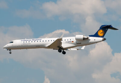 LufthansaRegional CRJ700 D-ACPR FRA 280512