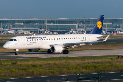 LufthansaRegional E190 D-AECG FRA 030917