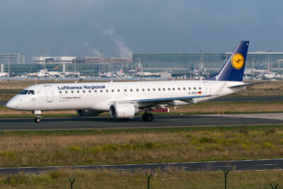 LufthansaRegional E190 D-AECI FRA 030917
