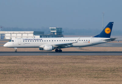 LufthansaRegional E195 D-AEBH VIE 150215