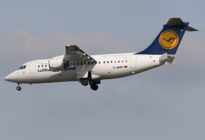LufthansaRegional RJ85 D-AVRF FRA 020410
