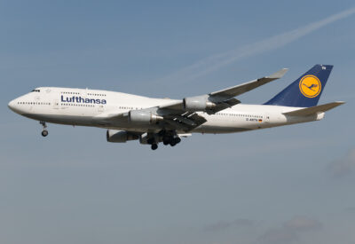 Lufthansa 744 D-ABTH FRA 020410