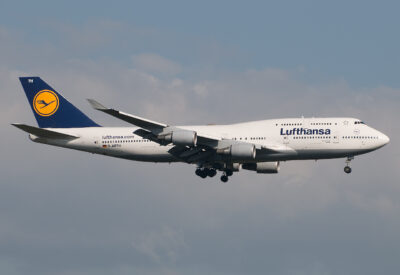 Lufthansa 744 D-ABTH FRA 150411