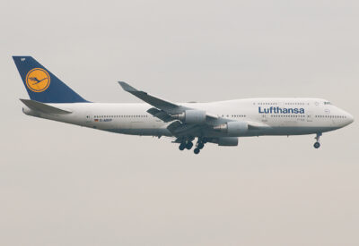 Lufthansa 744 D-ABVP FRA 011108