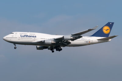 Lufthansa 744 D-ABVP FRA 030917
