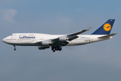 Lufthansa 744 D-ABVY FRA 030917