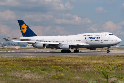 Lufthansa 744 D-ABVZ FRA 030917