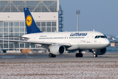 Lufthansa A319 D-AIBD MUC 070215
