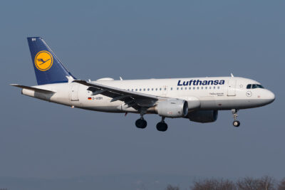Lufthansa A319 D-AIBH FRA 180218