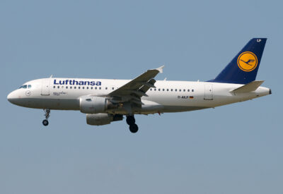 Lufthansa A319 D-AILP FRA 040709