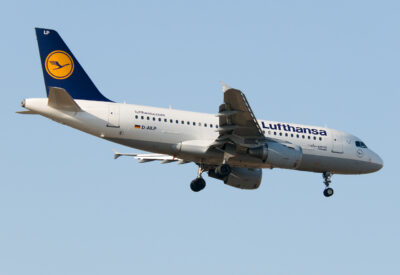 Lufthansa A319 D-AILP FRA 090310