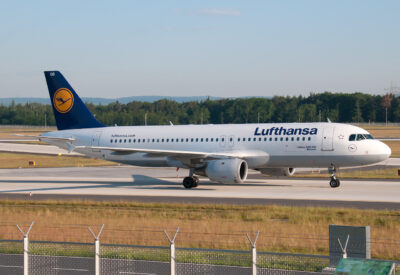 Lufthansa A320 D-AIQS FRA 280512