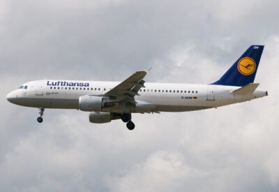 Lufthansa A320 D-AIQW FRA 280608