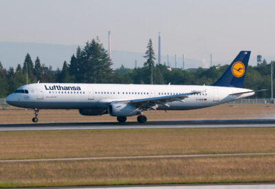 Lufthansa A321 D-AIDB FRA 280512