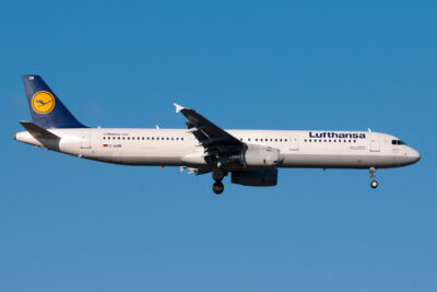 Lufthansa A321 D-AIDM FRA 060117