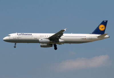 Lufthansa A321 D-AIRC FRA 040709