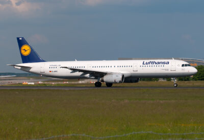 Lufthansa A321 D-AIRC FRA 080613