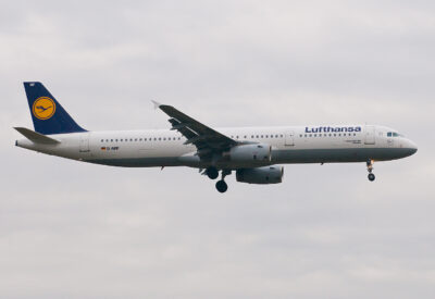 Lufthansa A321 D-AIRF FRA 011108