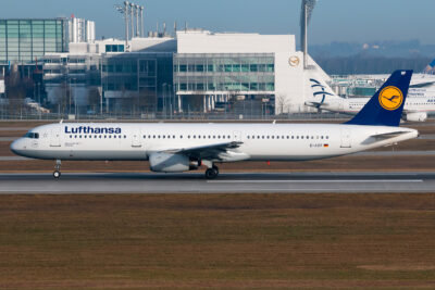 Lufthansa A321 D-AIRF MUC 070216
