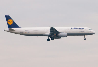 Lufthansa A321 D-AIRK FRA 011108