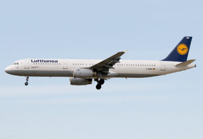 Lufthansa A321 D-AIRM FRA 030909