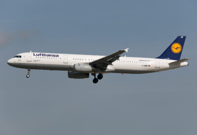Lufthansa A321 D-AIRP FRA 020410