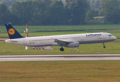 Lufthansa A321 D-AIRT MUC 020709