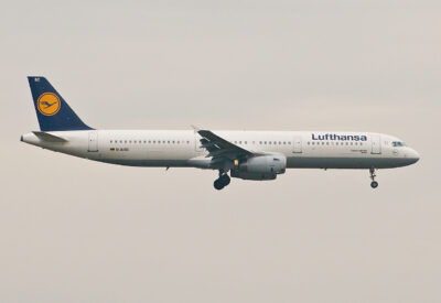 Lufthansa A321 D-AISC FRA 011108