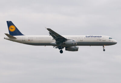 Lufthansa A321 D-AISI FRA 011108