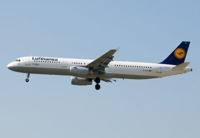 Lufthansa A321 D-AISJ FRA 040709