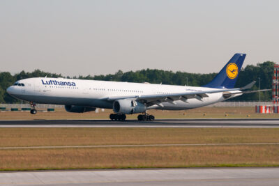 Lufthansa A333 D-AIKD FRA 280512