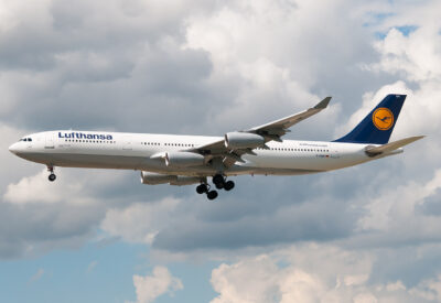 Lufthansa A343 D-AIGH FRA 070712