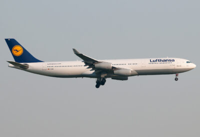Lufthansa A343 D-AIGI FRA 220411