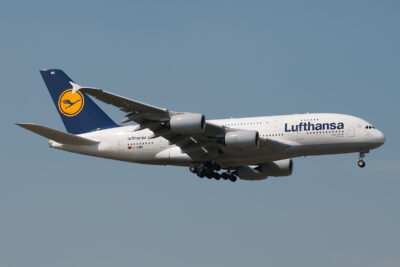 Lufthansa A380 D-AIMD FRA 220411
