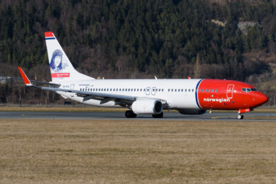 Norwegian 73H SE-RXC INN 040323