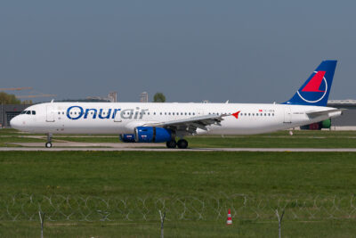OnurAir A321 TC-OEA STR 210417