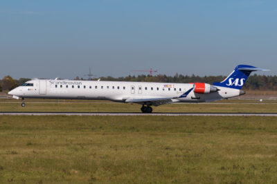 SAS CRJ900 EI-FPD STR 171017