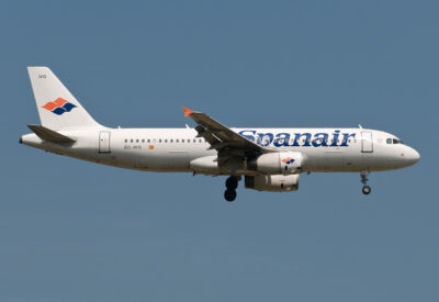 Spanair A320 EC-IVG FRA 260610