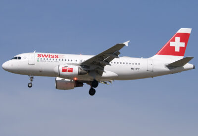 Swiss A319 HB-IPY FRA 300308