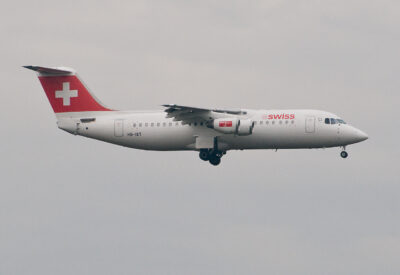 Swiss RJ100 HB-IXT FRA 011108