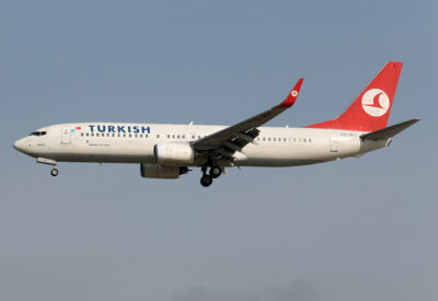 TurkishAirlines 73H TC-JGC FRA 020410