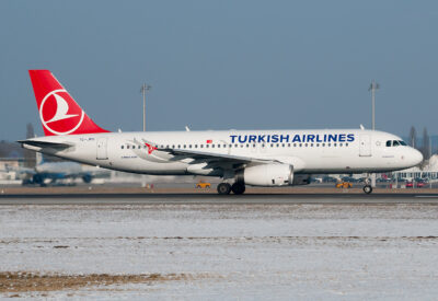 TurkishAirlines A320 TC-JPG MUC 070215