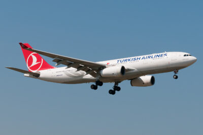 TurkishAirlines A332 TC-JNV FRA 190414